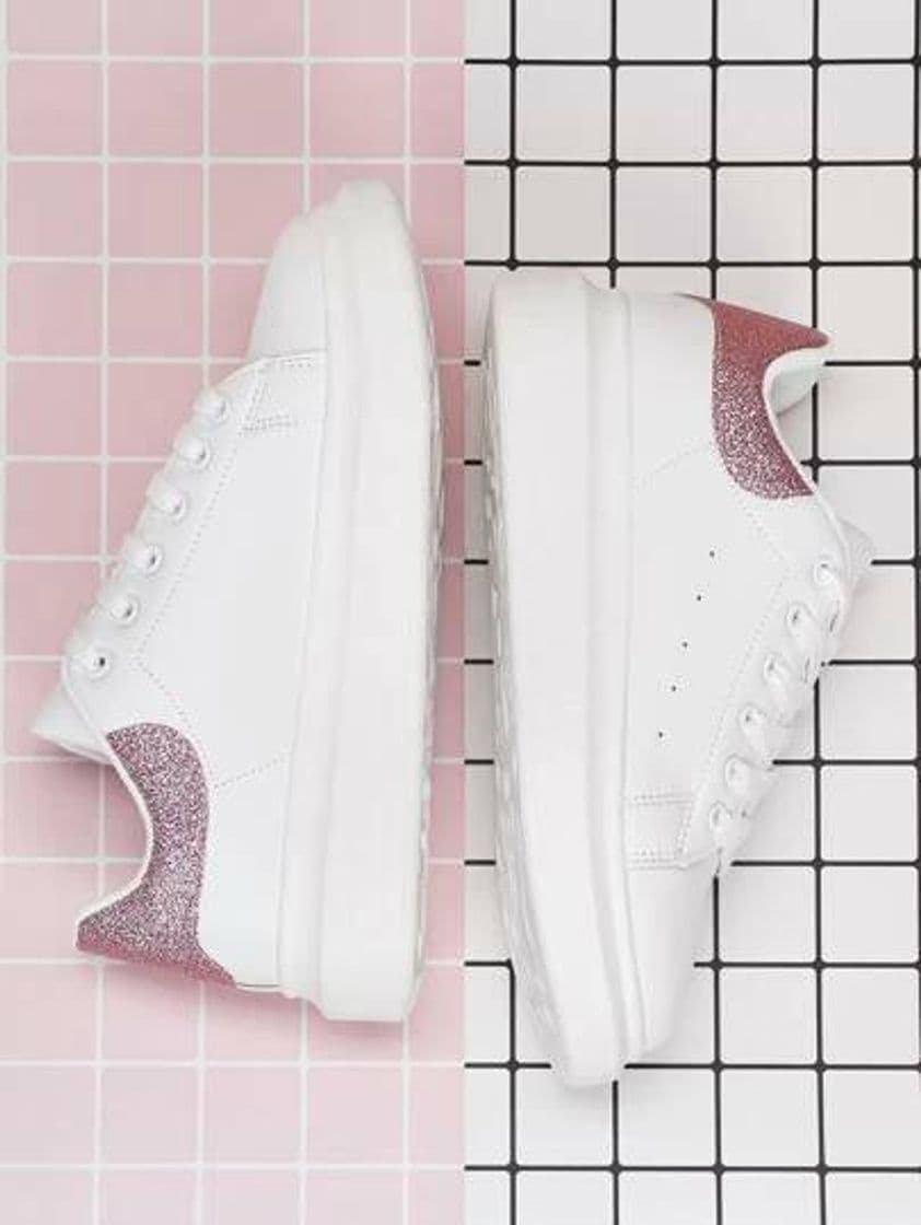 Moda Tenis con brillo shein