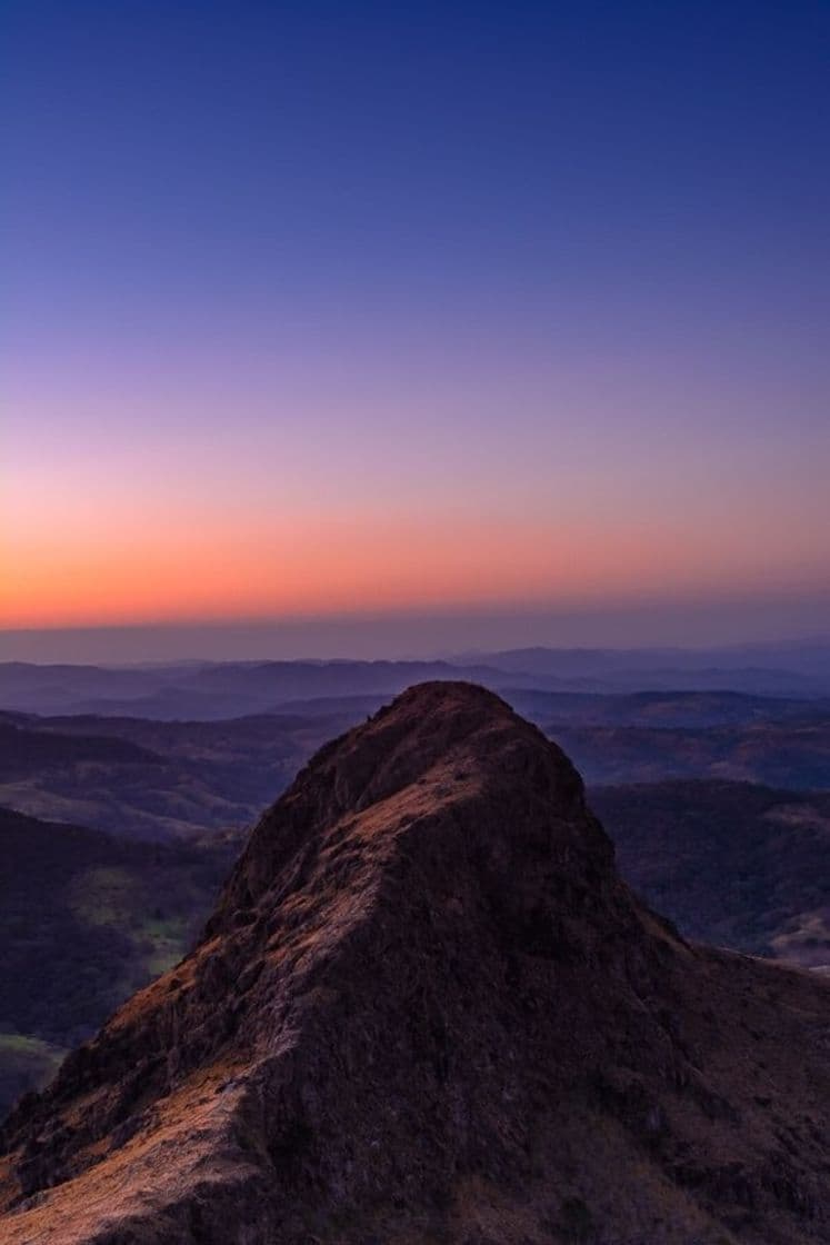 Lugar Cerro Pelado