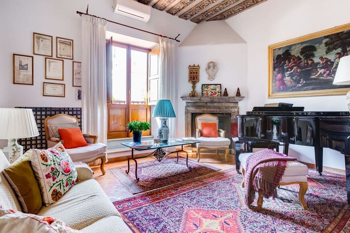 Fashion Airbnb: Vacation Rentals, Homes, Hotels, Experiences & More