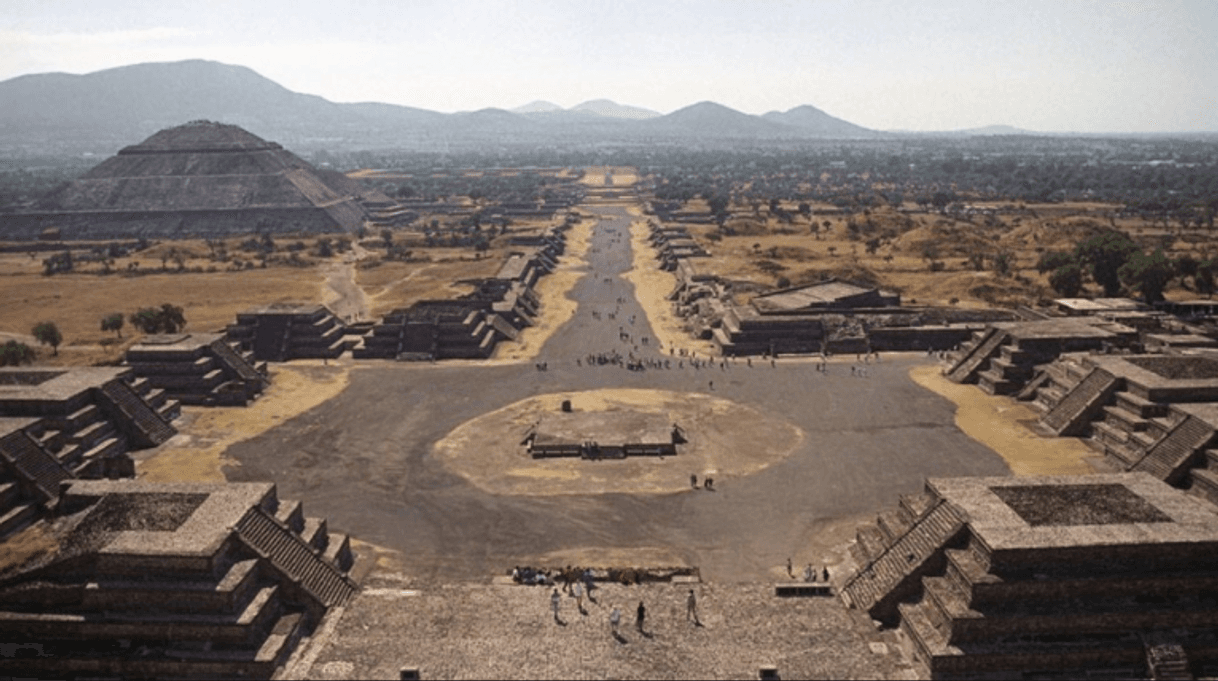 Lugar Piramides De Teotihuacan