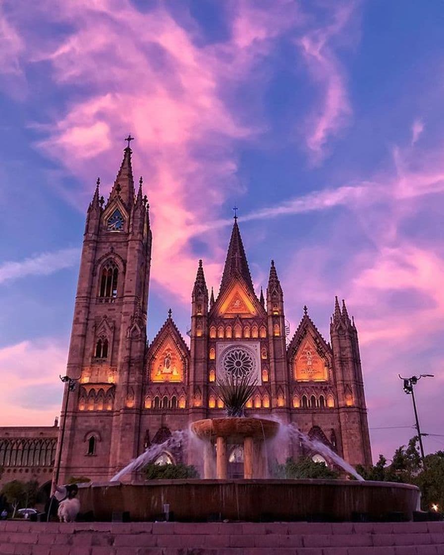 Place Templo Expiatorio del Santísimo Sacramento