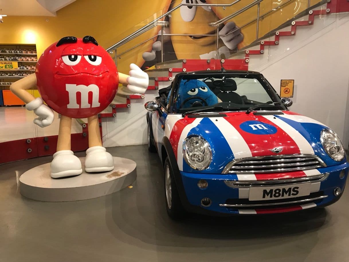 Place M&M