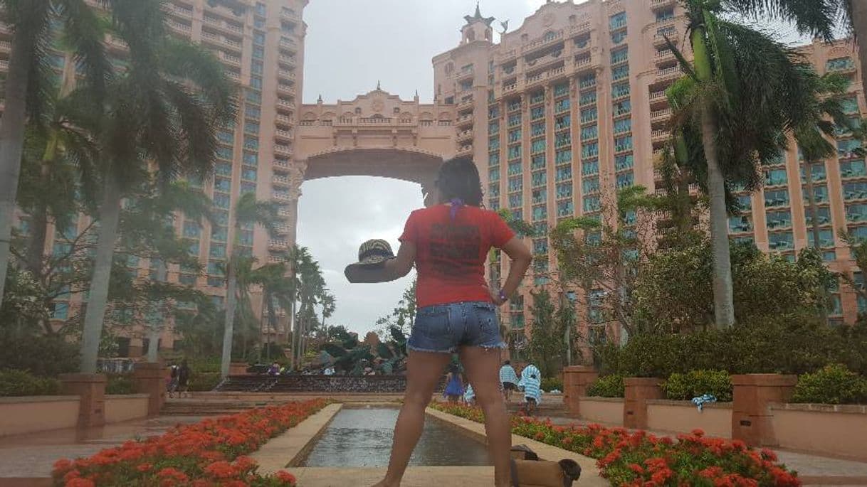 Lugar Atlantis Hotel