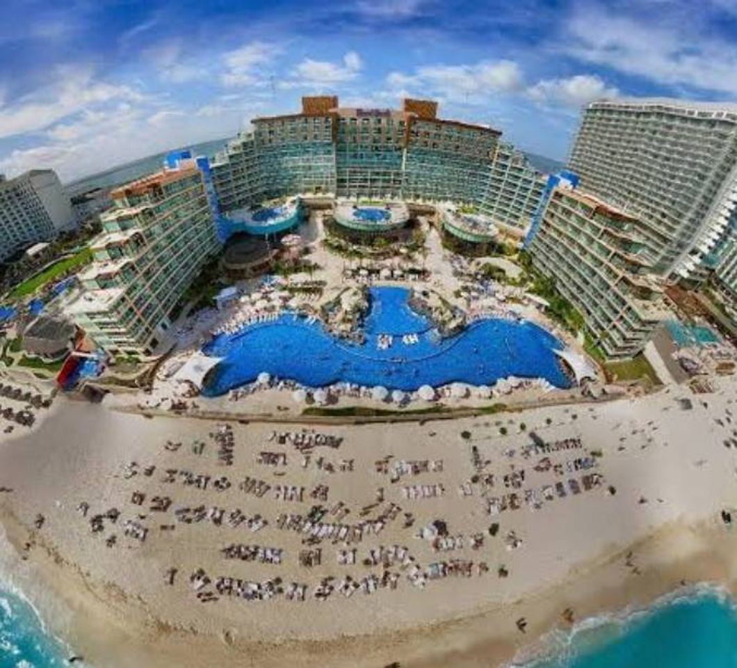 Lugar Hard Rock Hotel Cancun