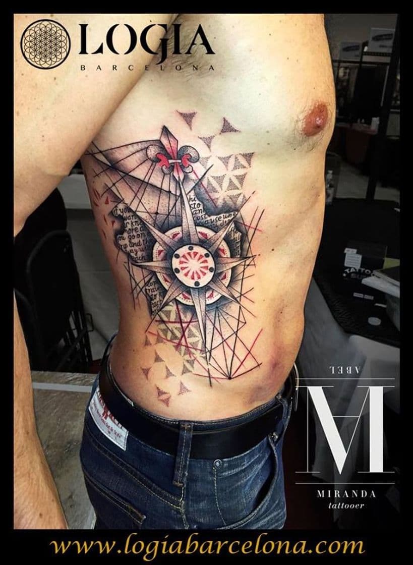 Fashion Tatuaje de la rosa de los vientos | Modele tatouage, Tatouage, Ulis