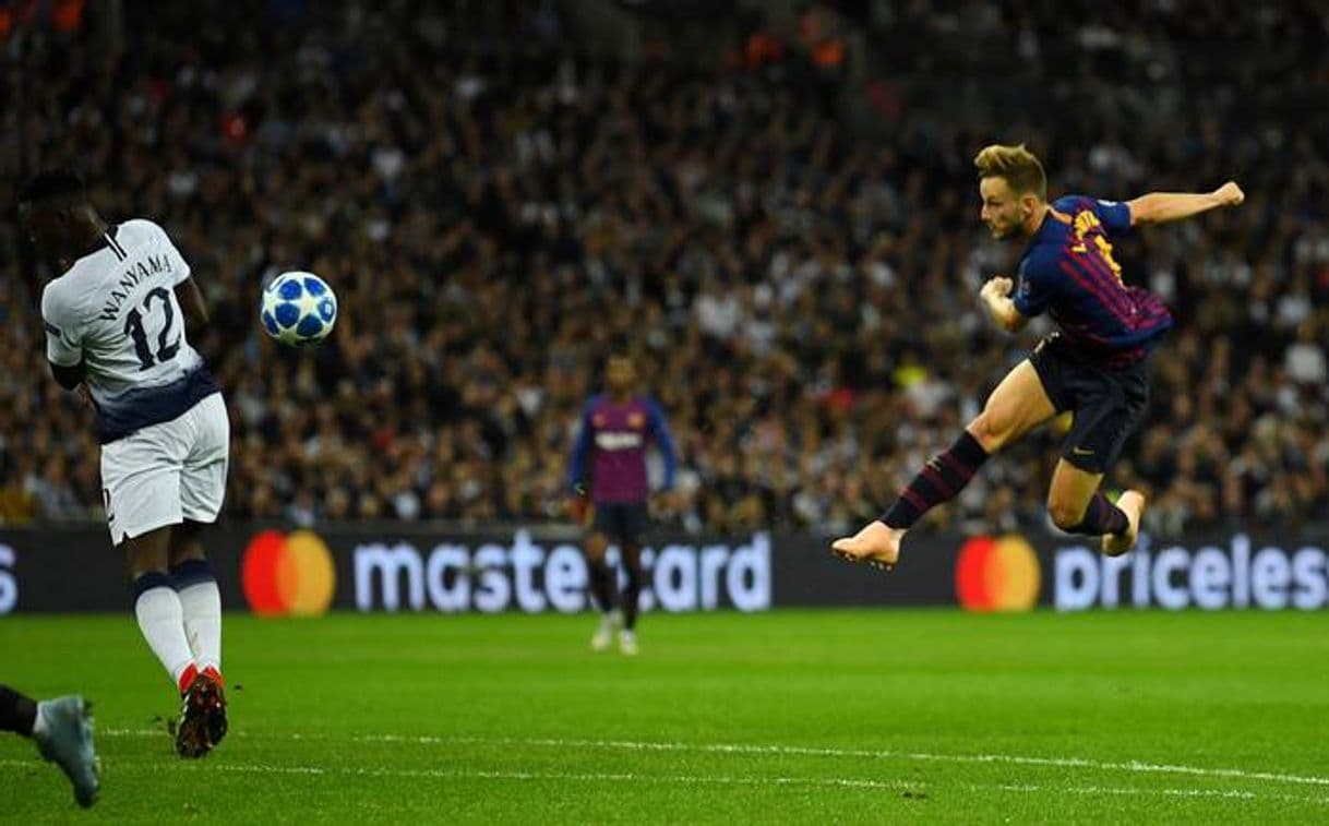 Moda Gol de Rakitic vs Tottenham 