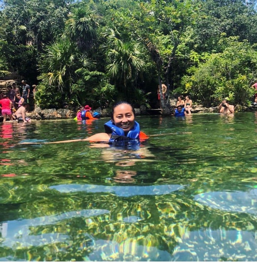 Place Cenote Azul