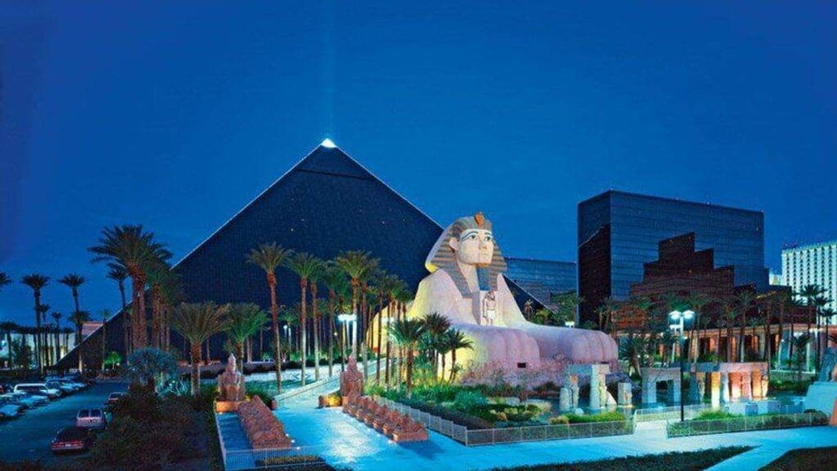 Place Luxor Hotel