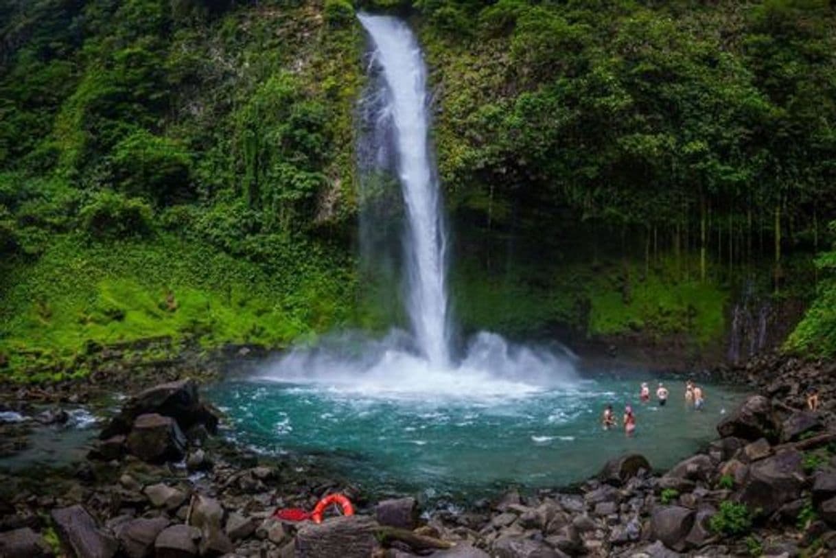 Lugar Catarata La Fortuna