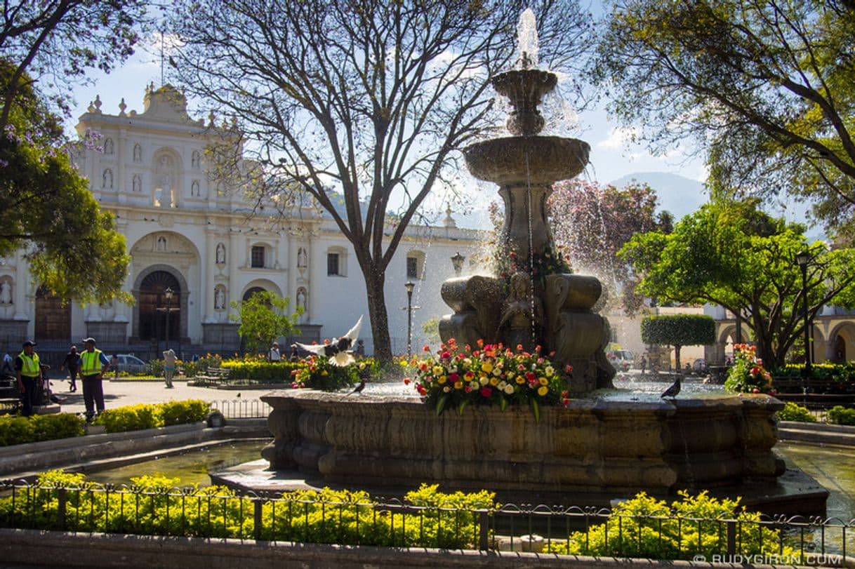 Place Parque Central Antigua Guatemala