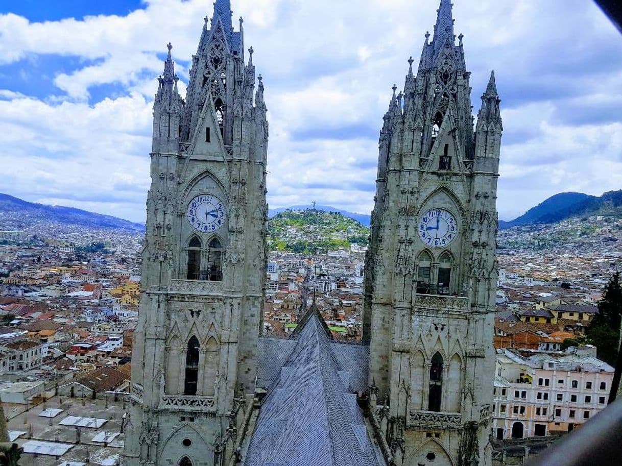 Place Basílica del Voto Nacional