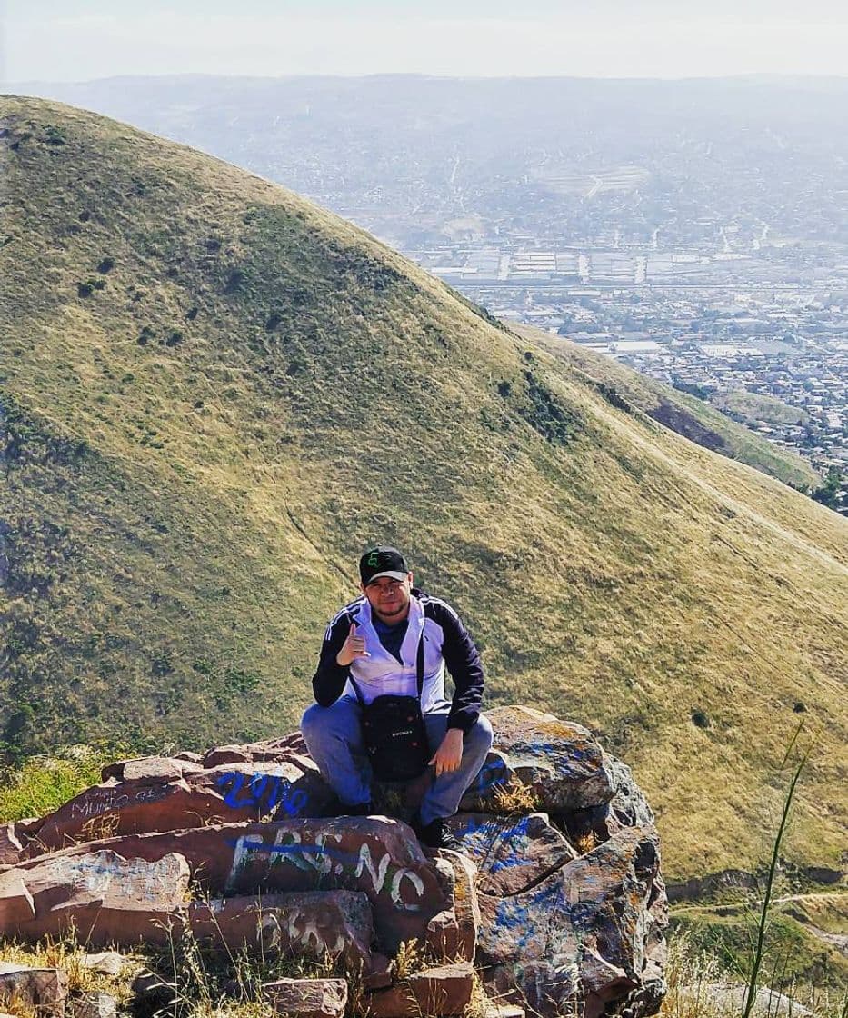 Lugar Cerro Colorado