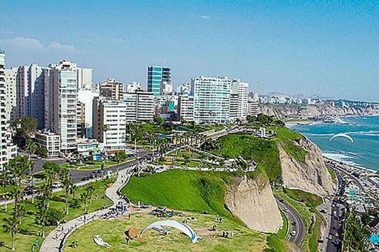 Place Malecón Cisneros