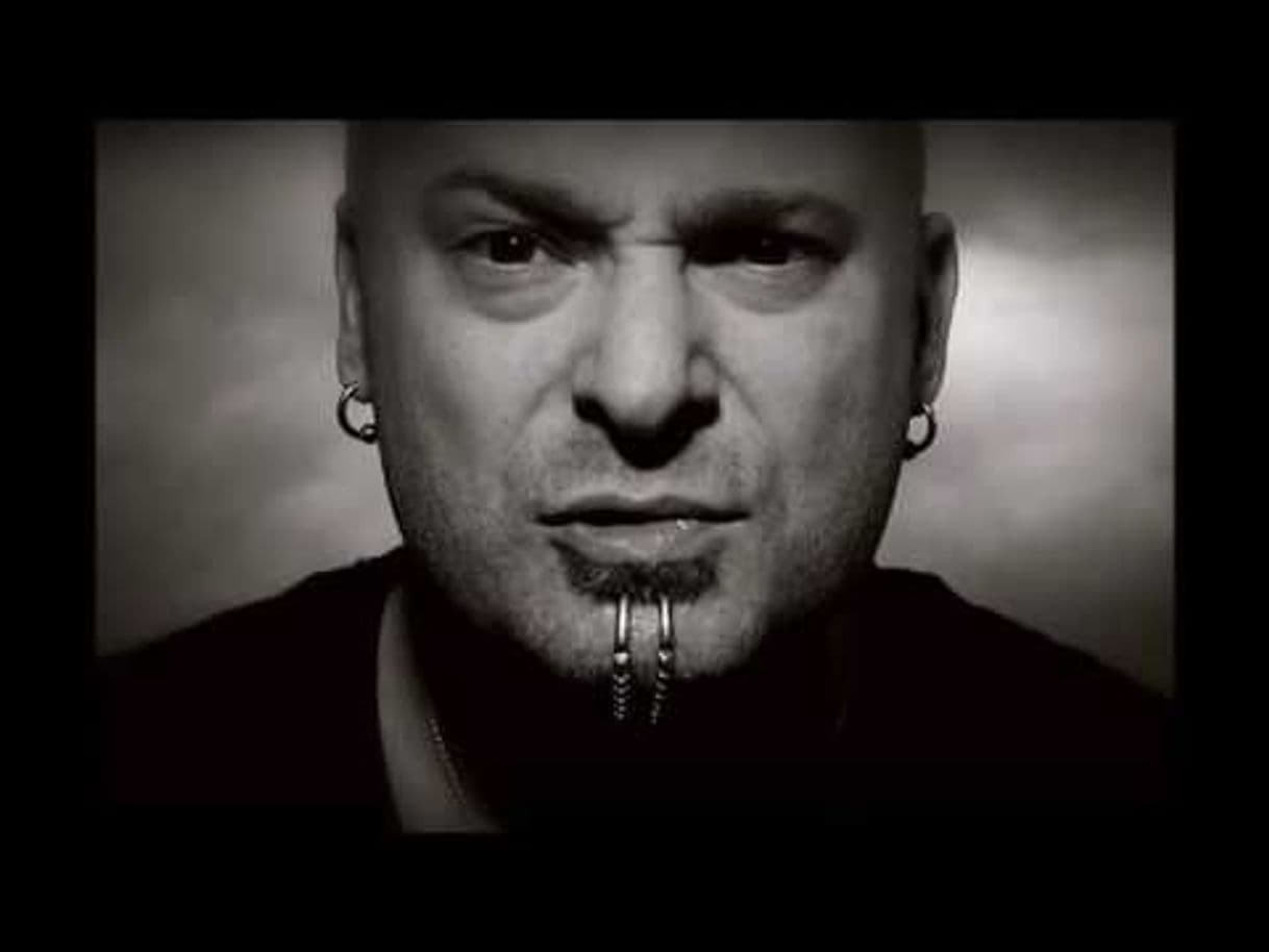 Moda Disturbed - The Sound Of Silence [Official Music Video] - YouTube