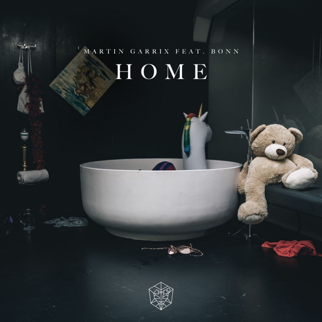 Canción Home (feat. Bonn)