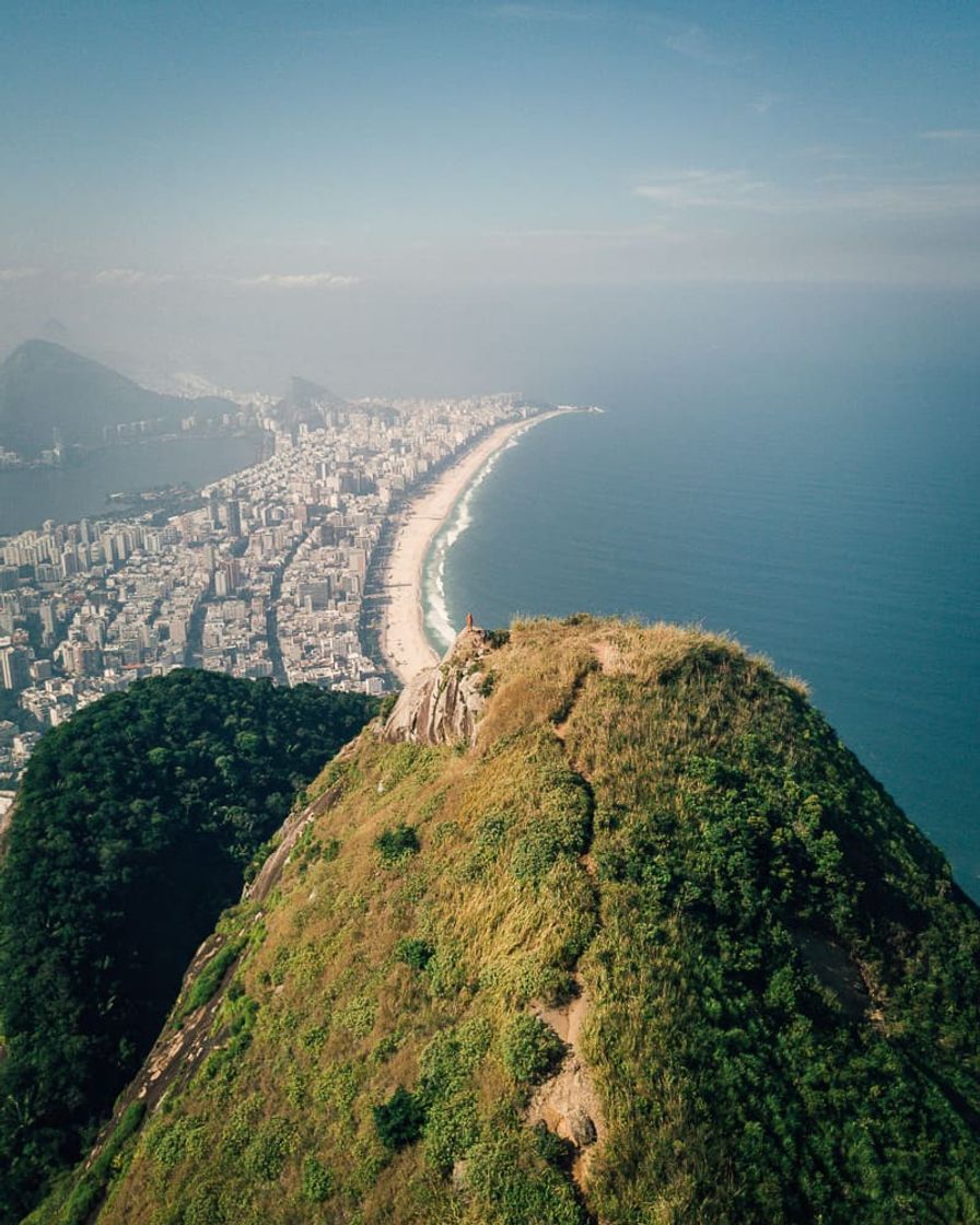 Restaurantes Morro Dois Irmãos - Two Brothers Hill