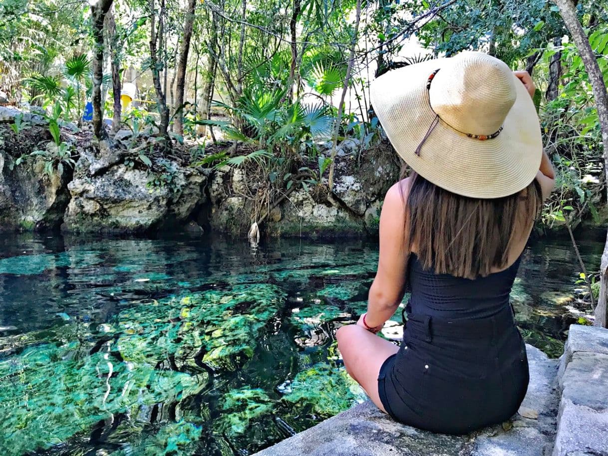 Place Cenote Azul