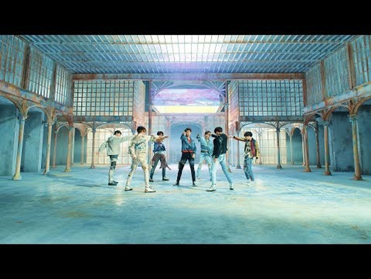 Moda BTS (방탄소년단) 'FAKE LOVE' Official MV - YouTube