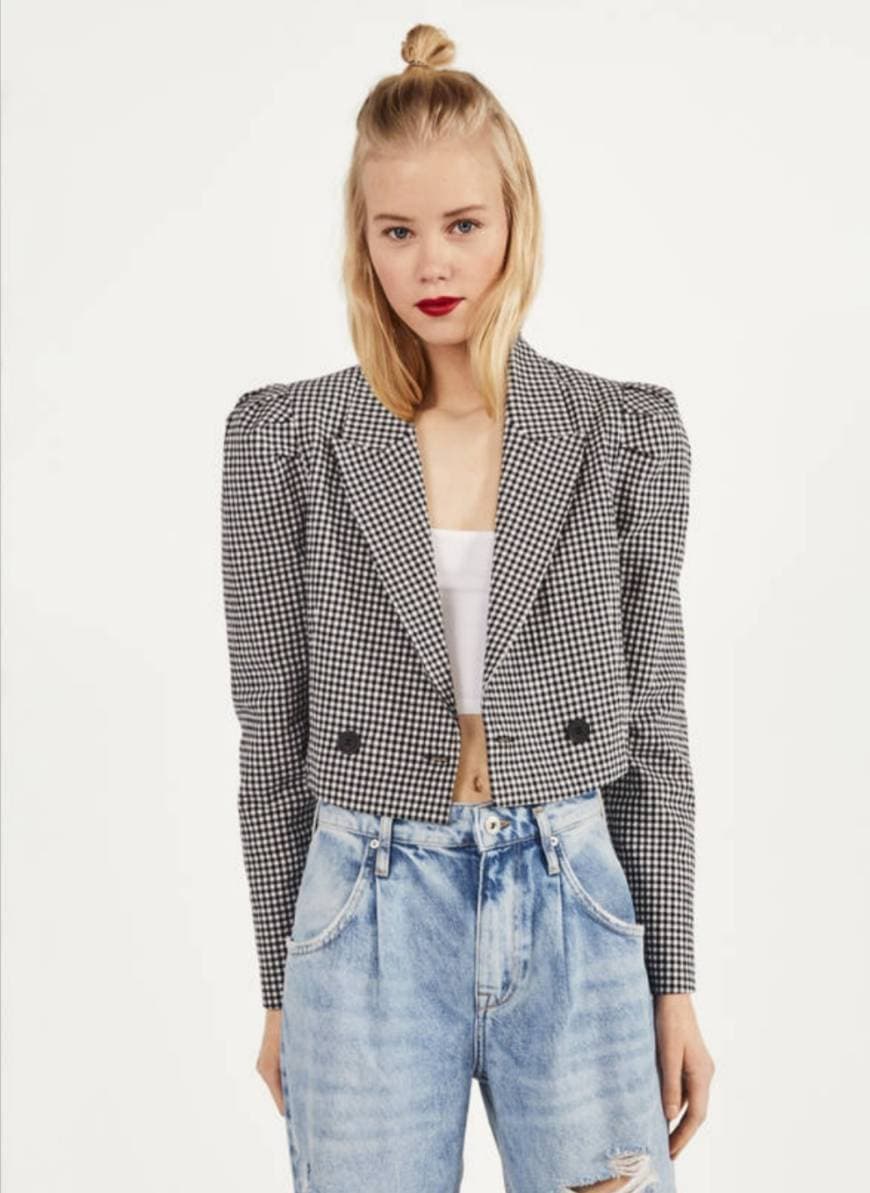 Product Blazer cropped con manga abullonada