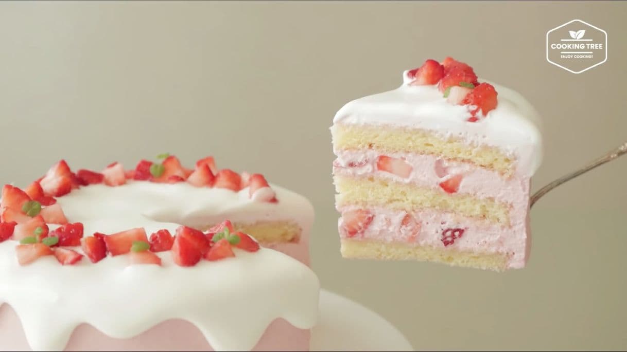 Moda Strawberry cake