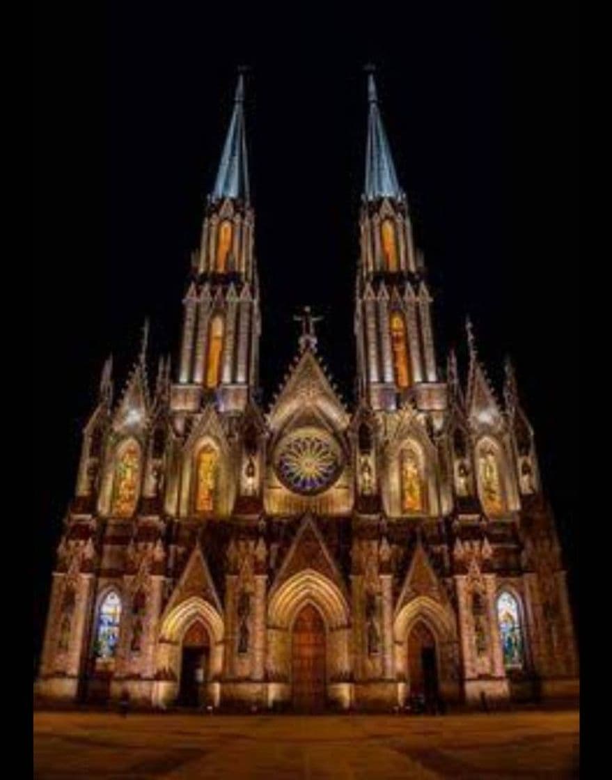 Lugar Shrine of Our Lady of Guadalupe