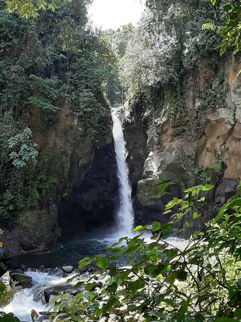 Lugar Catarata Las Golondrinas