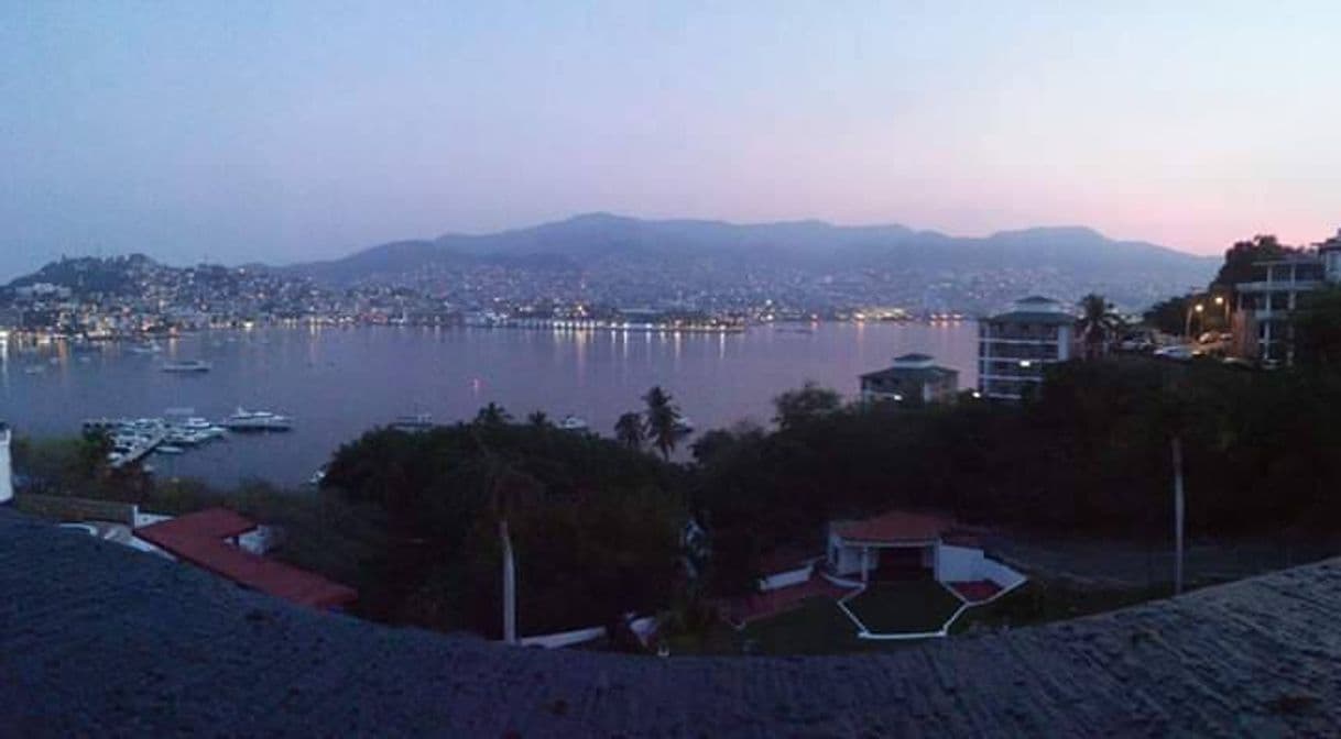 Place Acapulco