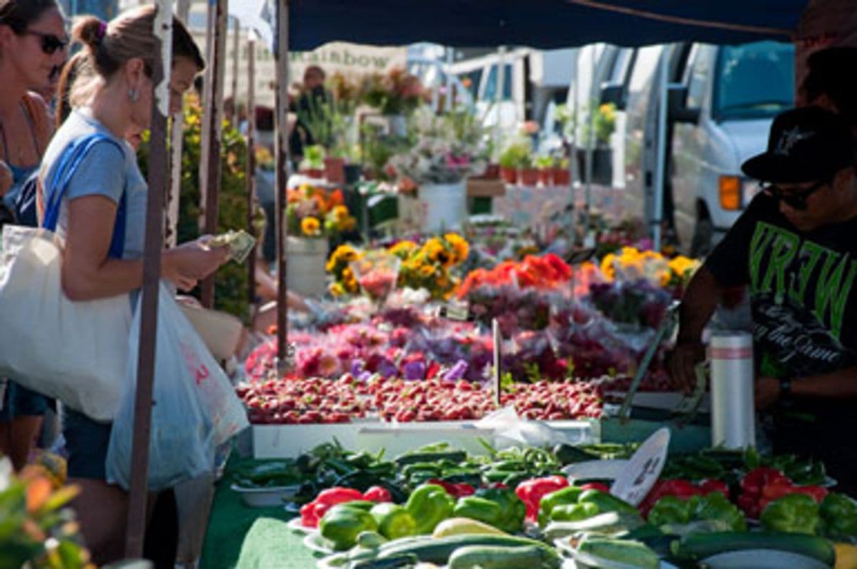 Lugar Farmers Market Place