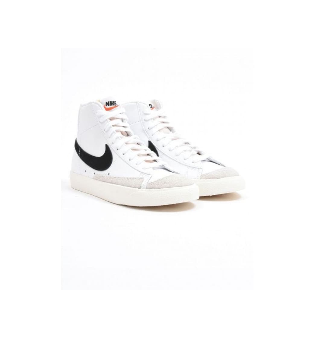 Producto Nike Blazer Mid '77 VNTG, Zapatillas de Baloncesto para Hombre, Blanco