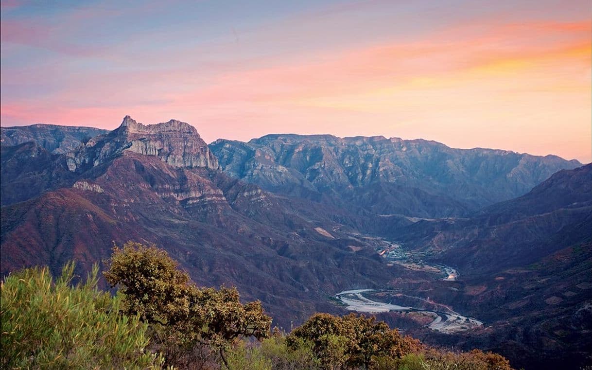 Place Barranca del Cobre