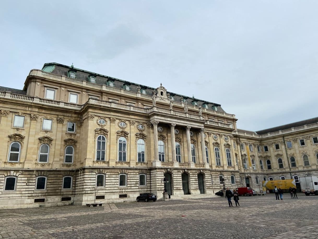 Restaurants Buda Castle