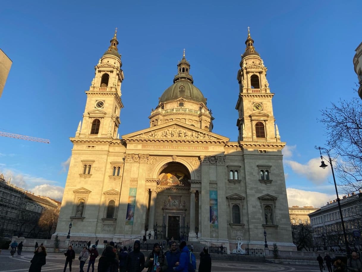 Place Basílica de San Esteban