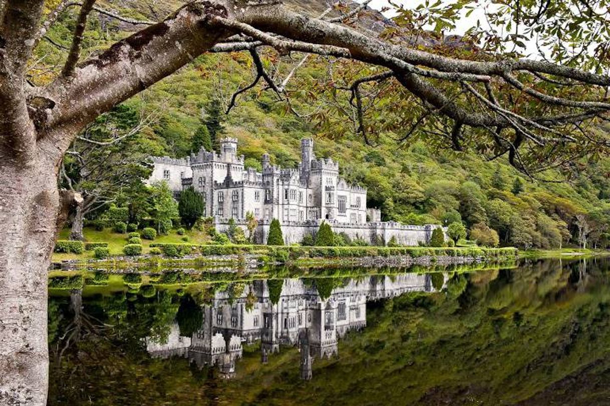 Moda Kylemore Abbey – Abbey & Victorian Walled Gardens