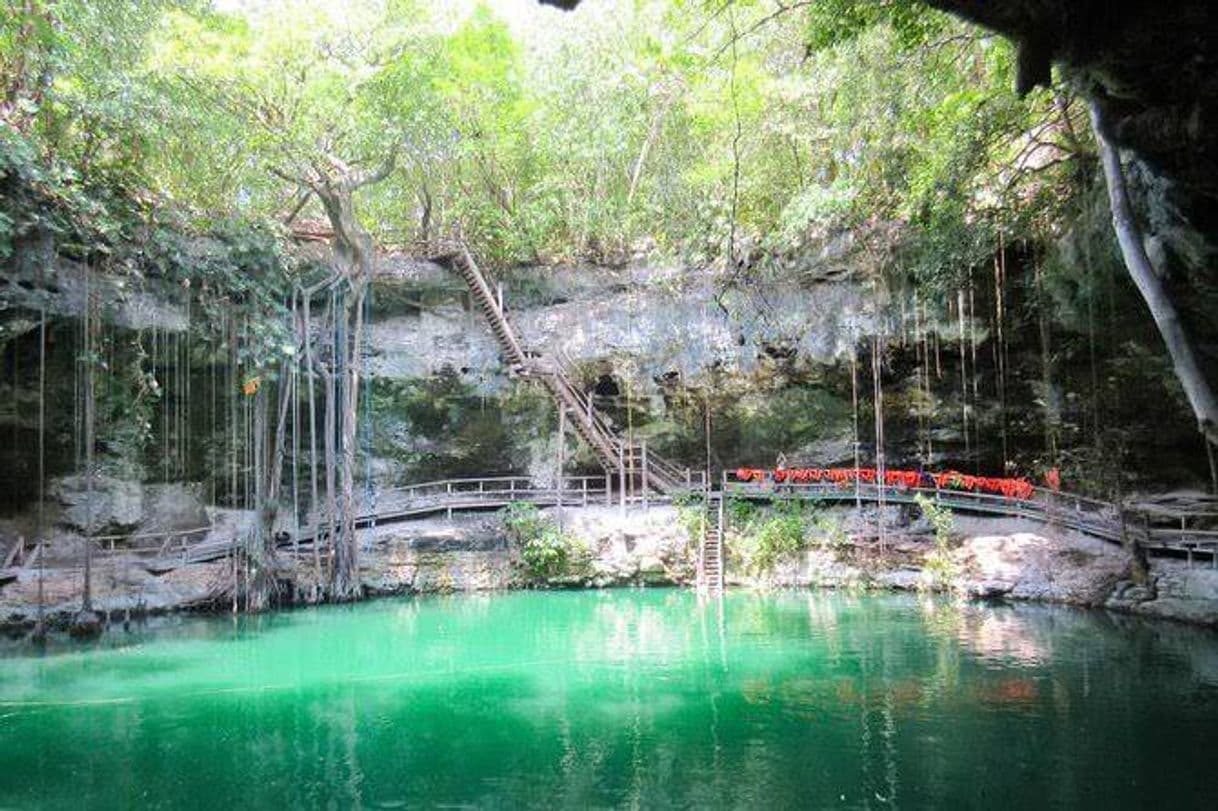 Lugar Cenote Chikin-Ha