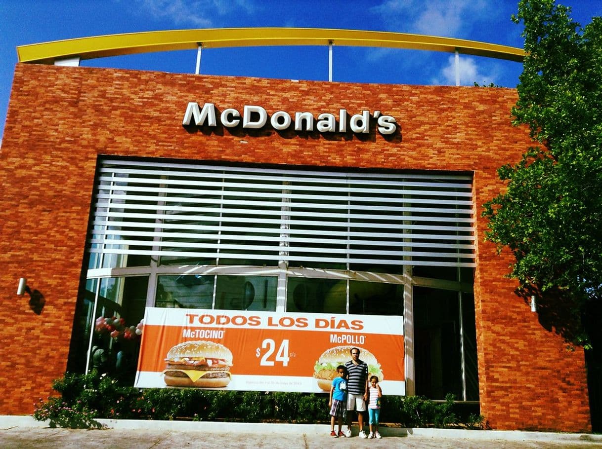 Restaurantes McDonald's CANCUN NICHUPTE