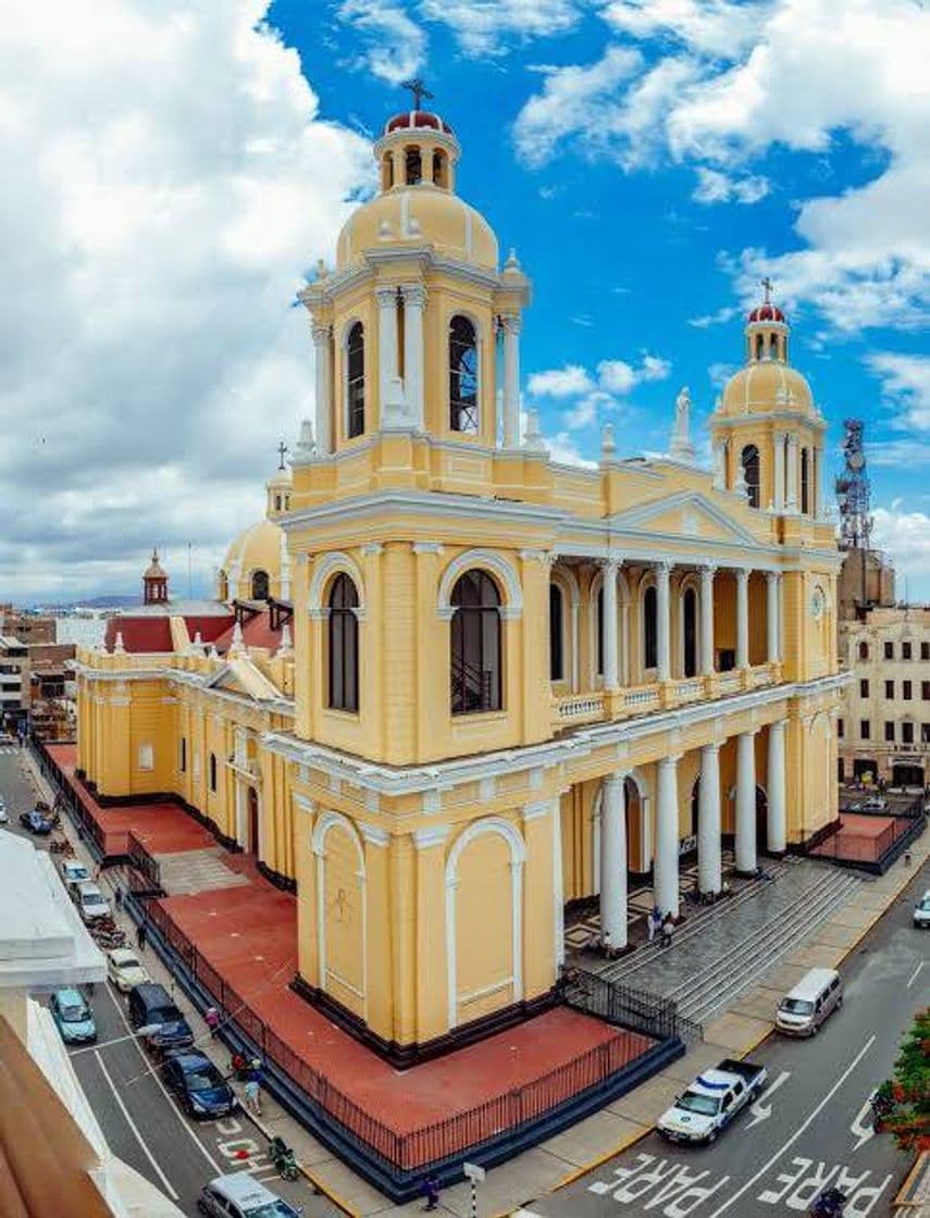 Place Parroquia Santa María Catedral de Chiclayo