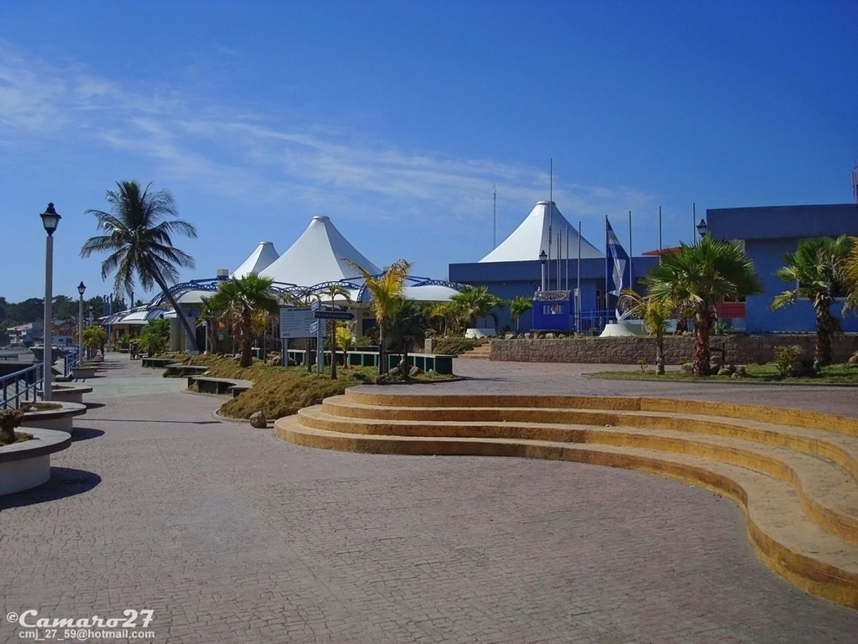 Moda Malecón el puerto de la libertad 