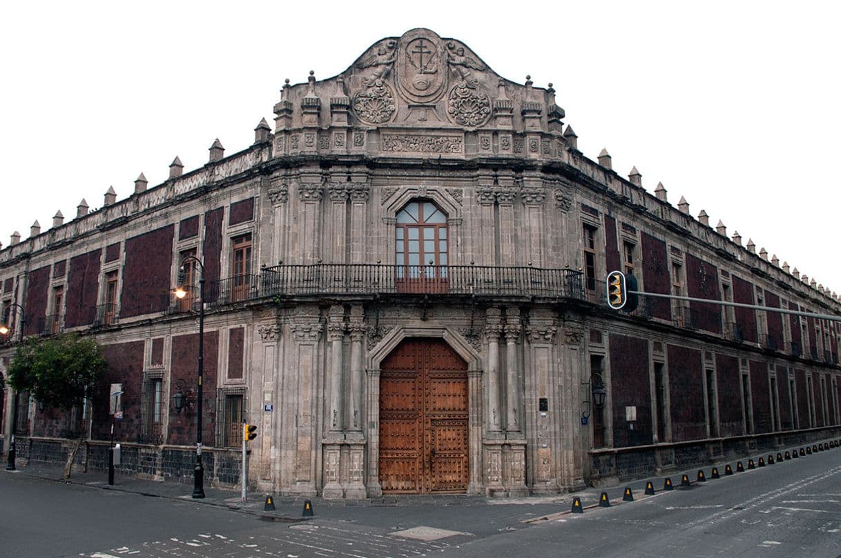 Place Palacio de la Escuela de Medicina