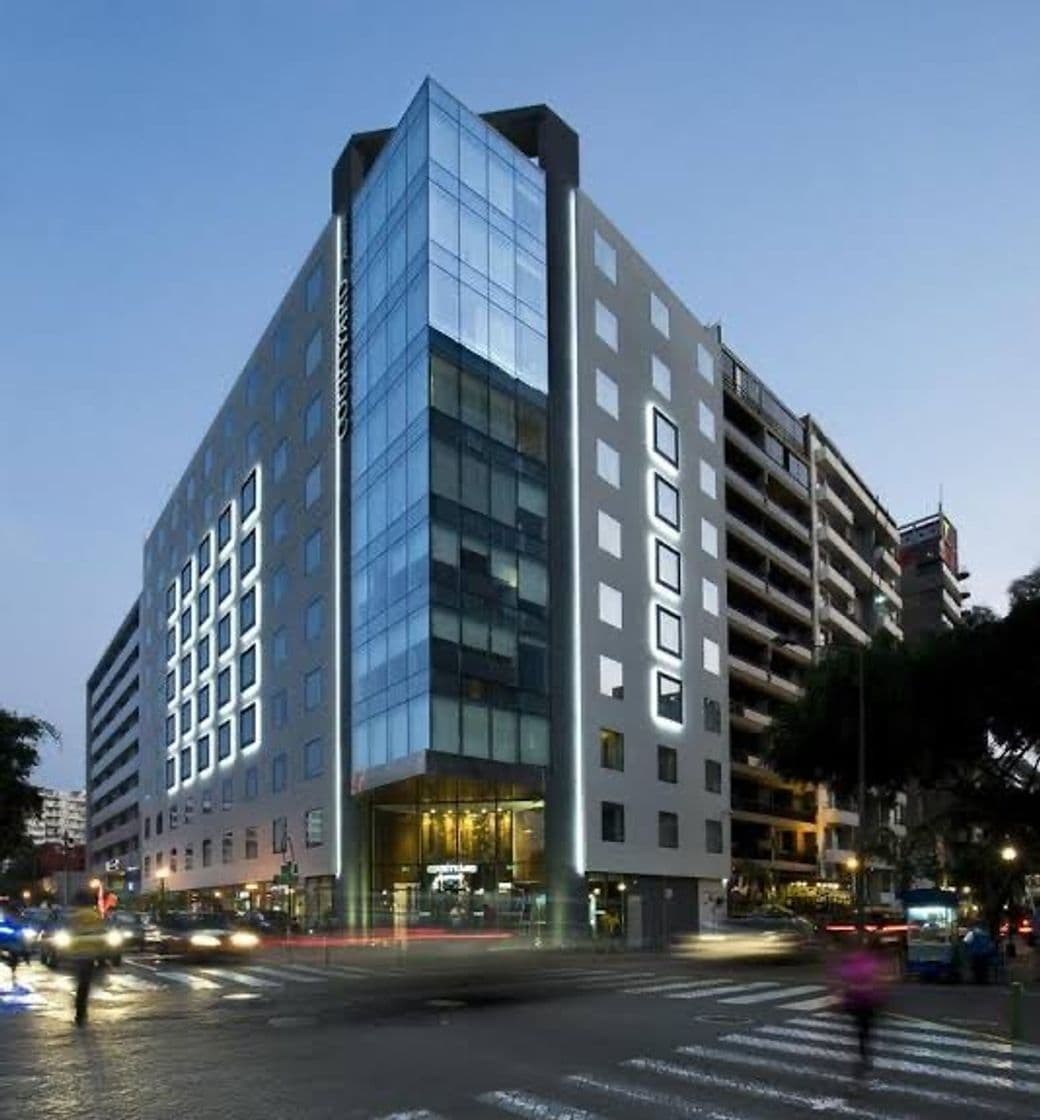 Lugar Courtyard by Marriott Miraflores