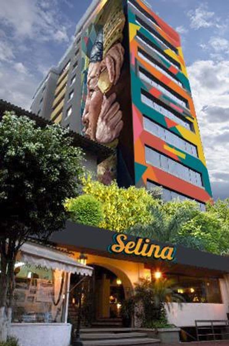 Place Selina Miraflores Lima