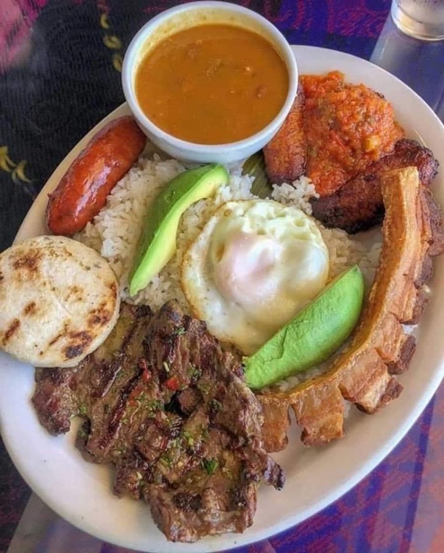 Restaurantes BANDEJA PAISA