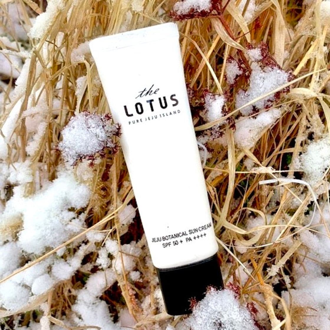 Product The Pure Lotus Sunscreen 