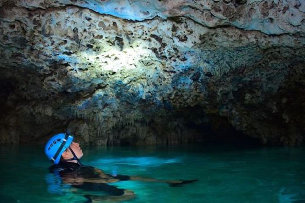 Lugar Río Secreto