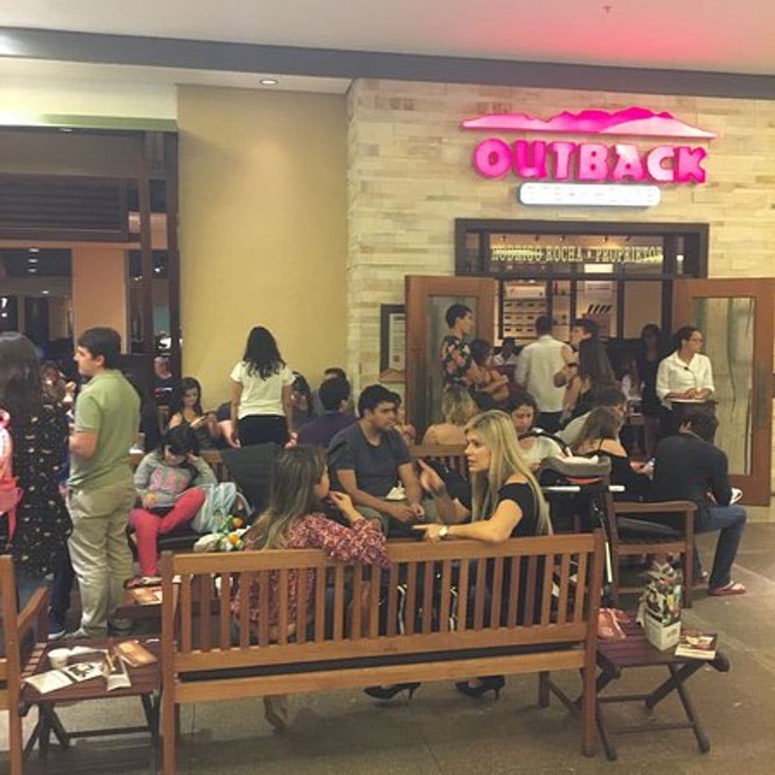 Restaurantes Outback - Shopping Metropolitano