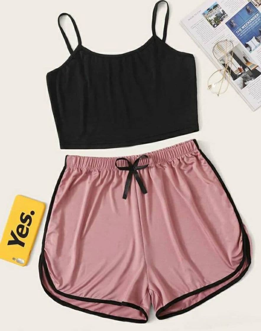 Moda conjunto de pijama top de tirante con shorts