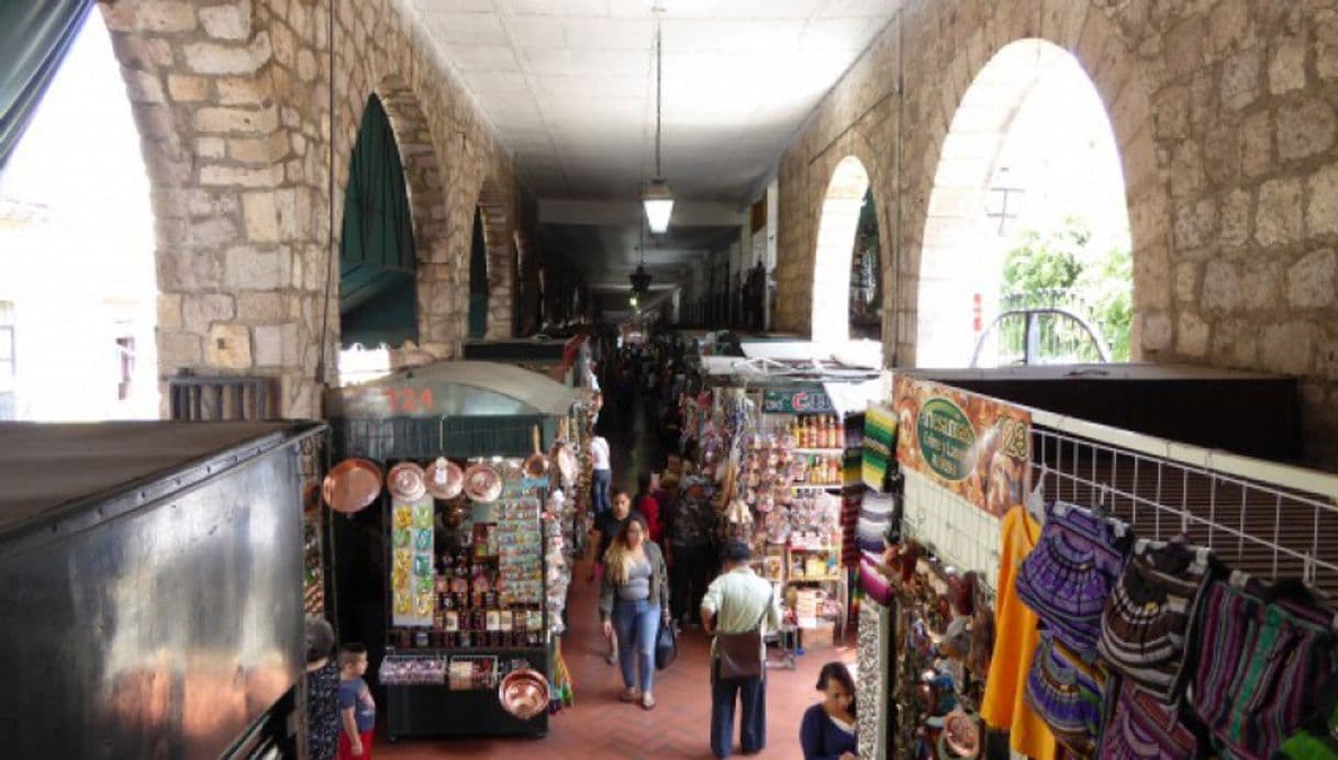 Place Mercado de Dulces y Artesanías