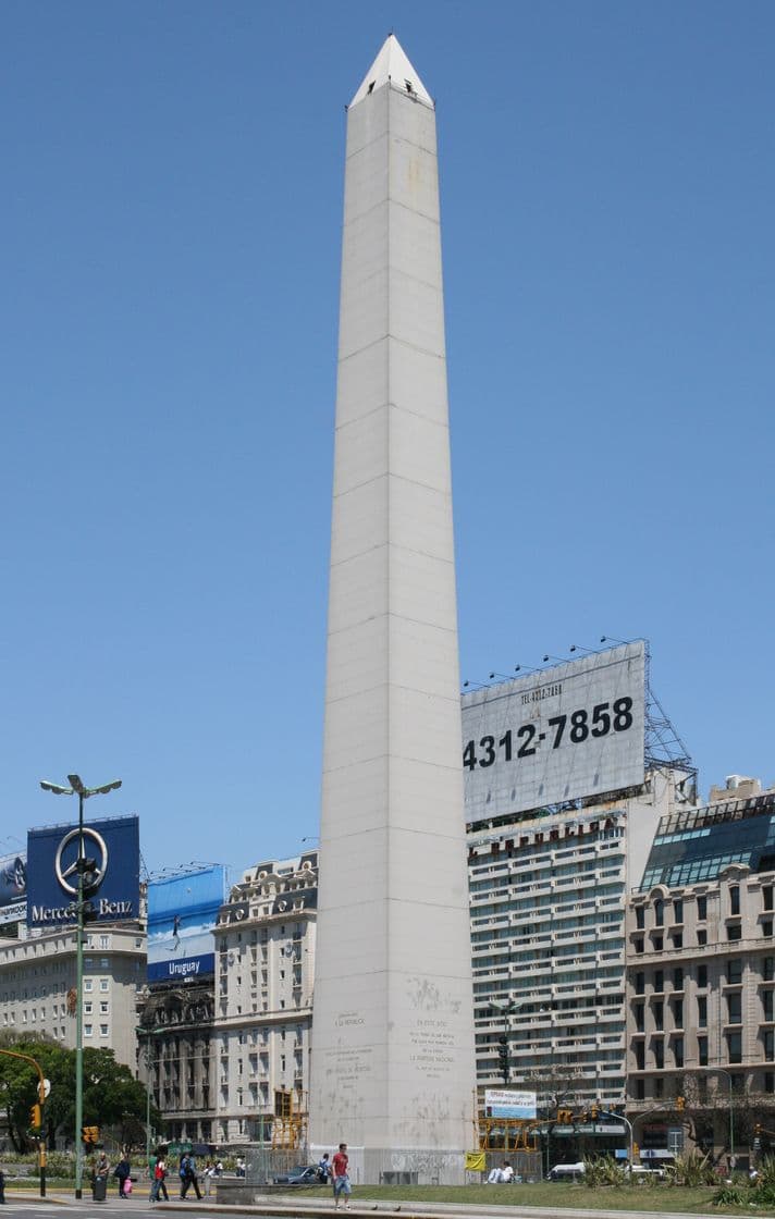 Place Obelisco