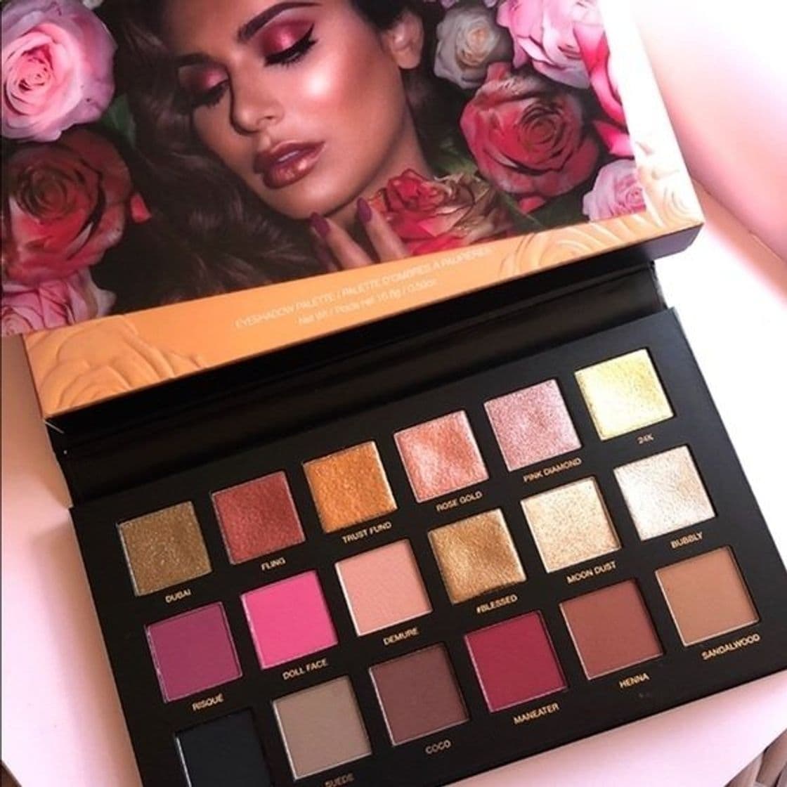 Producto Paleta HUDA BEAUTY rose gold 