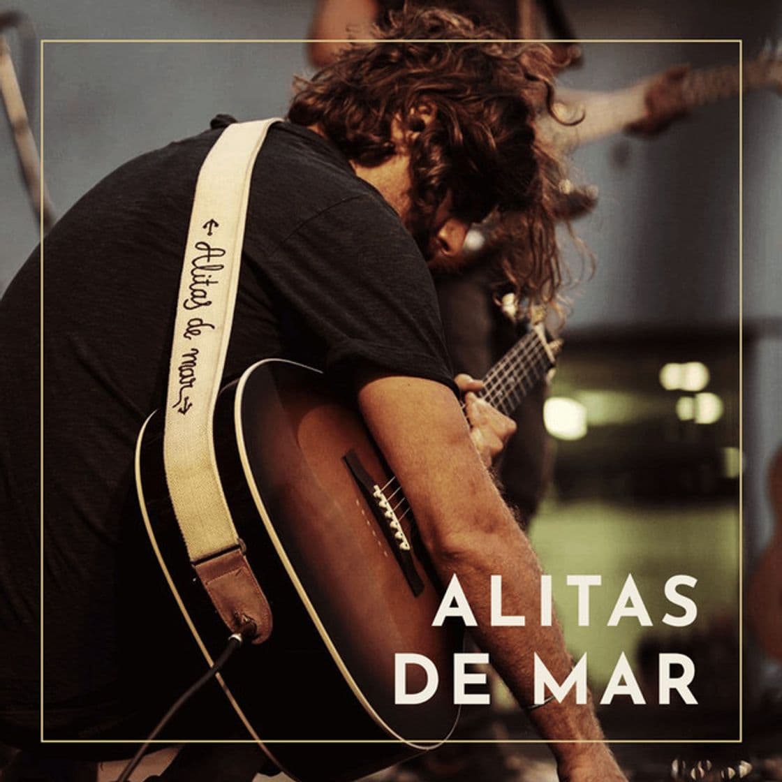 Canción Alitas de mar (feat. Juanito Makandé)