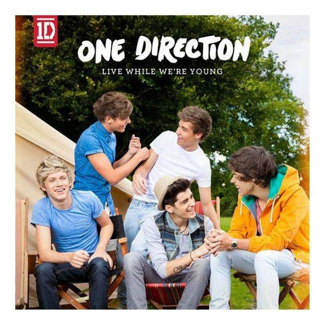 Canción Live While We're Young.